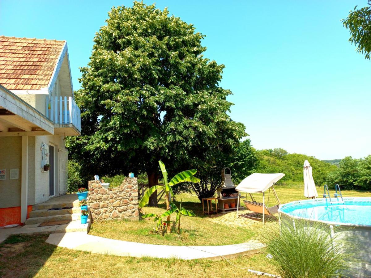 Honey Hill Apartment Fruska Gora Cerevic Ngoại thất bức ảnh